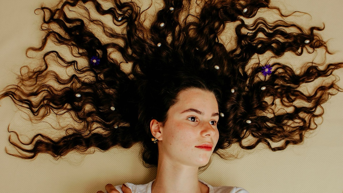 5 Ways To Tame Flyaways Without Spending Thousands