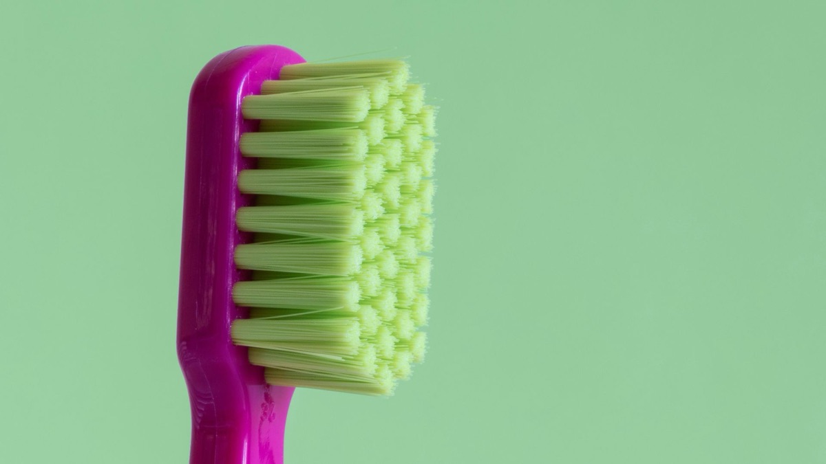5 Ways To Tame Flyaways Without Spending Thousands