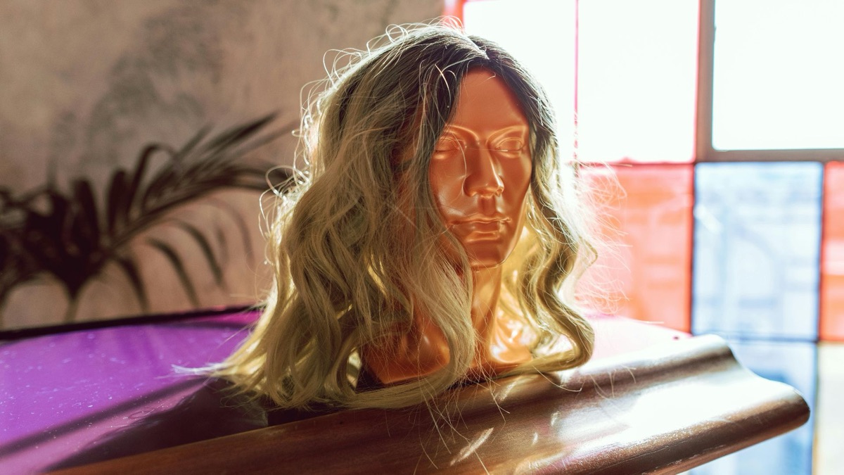 Dos And Don'ts Of Synthetic Wig Care